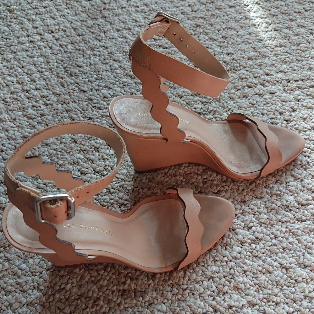 Loeffler Randall Piper Wedge in Wheat